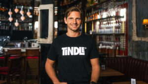TiNDLE sammelt 100 Mio. Dollar in Serie-A-Runde ein