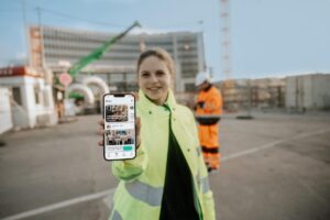 Flip vereinheitlicht interne Kommunikation in Handel, Logistik und Gesundheitswesen