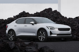 ADAC SE bietet Polestar 2 Varianten mit 78kWh Batterie und hoher Reichweite an