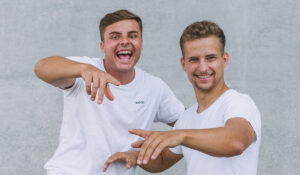 SNOCKS – Jungunternehmen expandiert mit frischem Kapital international und feiert das 100. Teammitglied