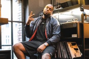 Eine erfolgreiche Brand für einen Rapper aufbauen – Worauf Newcomer und Manager dabei achten müssen