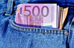 Zugang zu Bargeld aktuell sehr einfach