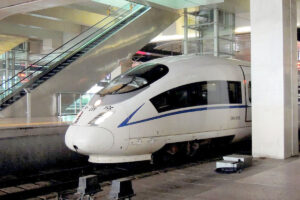 Chinas Industrie wegen Corona-Beschränkungen auf Sieben-Monats-Tief