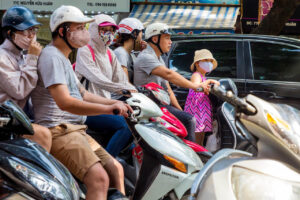 Grünen-Chef zu Protesten in China – „Beeindruckend und ungewöhnlich“