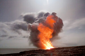Weltgrößter Vulkan auf Hawaii spuckt wieder Lava