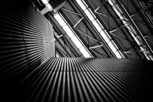 Anleger ziehen sich vor Fed und EZB aus Schweizer Aktien zurück