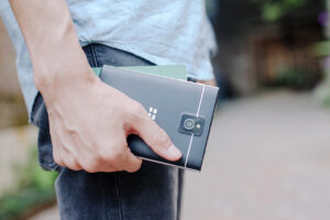 Merz gegen „sehr freihändige Vergabe“ der deutschen Staatsbürgerschaft