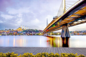 Türkei greift kurdische Stellungen in Syrien und Irak an