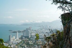 Konjunkturdaten und Corona verunsichern Anleger in Asien