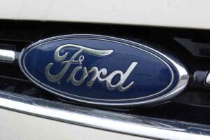 Ford – Müssen mehr Komponenten für Bau von E-Autos selbst herstellen