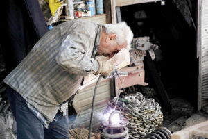 Unternehmen müssen ältere Arbeitnehmer beschäftigen