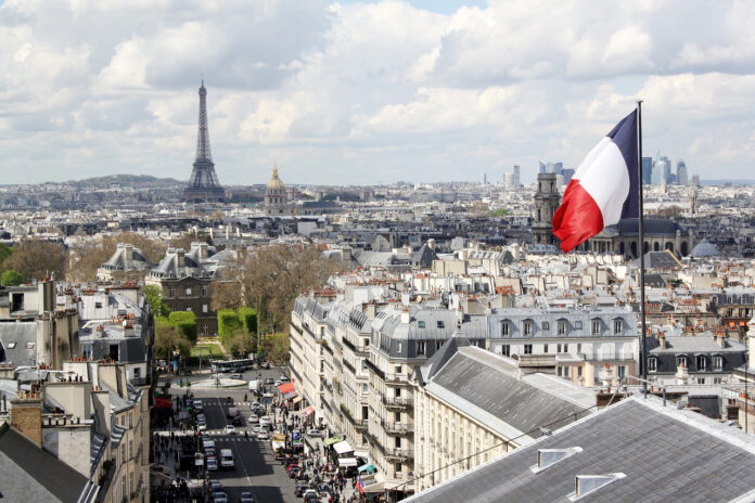 Paris Rente Frankreich Regierung