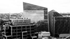 Arbeitslosigkeit in Großbritannien steigt – Streikwelle rollt über das Land