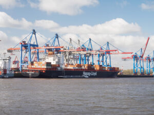 Reederei Hapag-Lloyd sieht Container-Branche vor einer Flaute