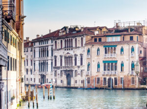 Italien verschärft Regeln für Flüchtlingsrettung auf See