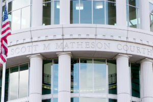 Ex-Filmmogul Weinstein erneut der Vergewaltigung schuldig gesprochen