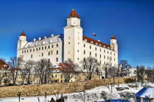 Slowakische Minderheitsregierung verliert Misstrauensvotum – Neuwahl?