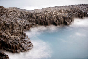 Südkorea – Nordkorea feuert rund 130 Artillerie-Geschosse ins Meer