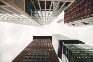 Kazaks (EZB) – Erwarte deutliche Zinserhöhungen auf nächsten zwei Sitzungen