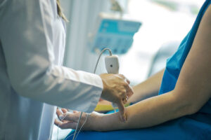 Aktien von GE HealthCare legen nach Abspaltung von GE kräftig zu