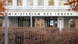 Faeser sieht weiterhin "erhebliche Gefahr" durch Islamisten