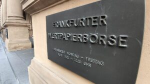 DAX legt zu – Deutsche Autobauer von Tesla geschockt