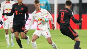 1. Bundesliga: Bayern und Leipzig unentschieden