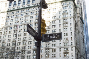 Firmengewinne schieben Wall Street an – Zinssorgen überschattet