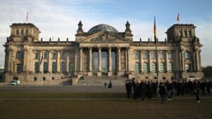 Bundestag hisst am Freitag Ukraine-Flagge