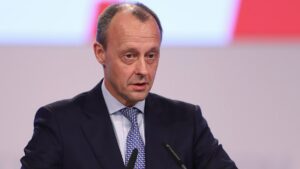 Merz schließt Kampfjet-Lieferung an Ukraine nicht aus