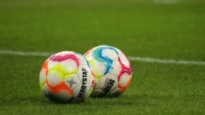 2. Bundesliga: Paderborn nur unentschieden in Kiel – Platz vier