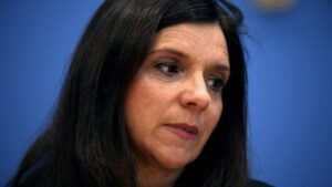 Göring-Eckardt geht auf Wagenknecht und Schwarzer los