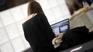 Finanzminister gegen hohe Subventionen für Intel-Fabrik