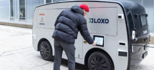 Migros und Schindler testen selbstfahrenden Lieferwagen von LOXO