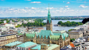 Mehrere Menschen in Hamburger Kirche der Zeugen Jehovas erschossen