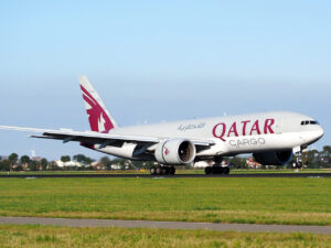 Qatar Airways will mehr klimaneutral fliegen – SAF-Quote bis 2030