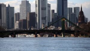 Frankfurt bekommt wieder SPD-Oberbürgermeister