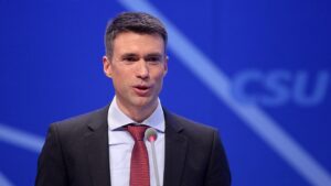 Müller kündigt Klage Bayerns gegen geplante Wahlrechtsreform an