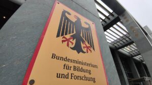 Bildungsgipfel: Lehrerverband wirft Ländern "kindische" Haltung vor