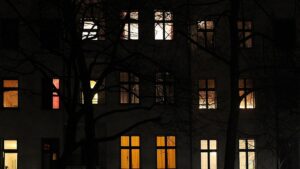 Strompreis-Paket: VZBV kritisiert fehlende Entlastung für Verbraucher