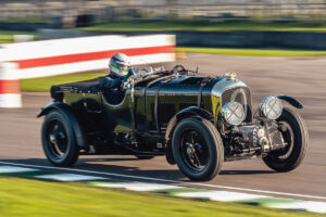 DER BENTLEY BLOWER KEHRT IN DEN RENNSPORT ZURÜCK