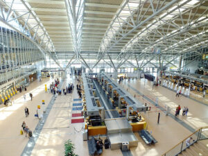 Verdi-Warnstreik an Flughäfen Berlin und Hamburg