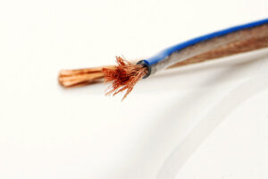 Autozulieferer Leoni wegen Sanierung mit hohen Abschreibungen