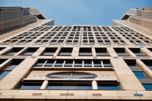 Japans Ministerpräsident nach Explosion unverletzt