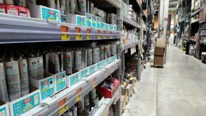 Etwas weniger Firmen wollen Preise erhöhen