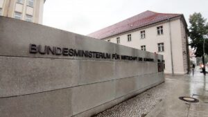 Habeck-Vorstoß zu Investitionskontrolle stößt bei FDP auf Ablehnung