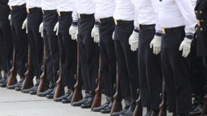 Wehrbeauftragte für sichtbareres Gedenken an gefallene Soldaten