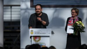 Dinçer Güçyeter gewinnt Preis der Leipziger Buchmesse