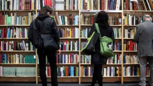 Buchverlage erwägen Einsatz von Künstlicher Intelligenz