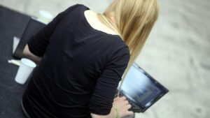 Cyber-Botschafterin will mehr Ressourcen für Schutz vor Hackern